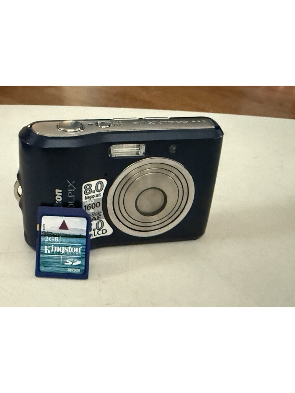 Nikon COOLPIX L18 8.0 MP Digital Camera Blue With Memory Card , Working